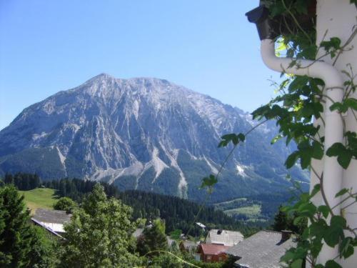 Hotel Pension Sonnenuhr Tauplitz Oda fotoğraf